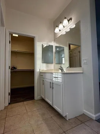 $670,000 | 5700 Gold Poppy Way, Elk Grove, CA 95757