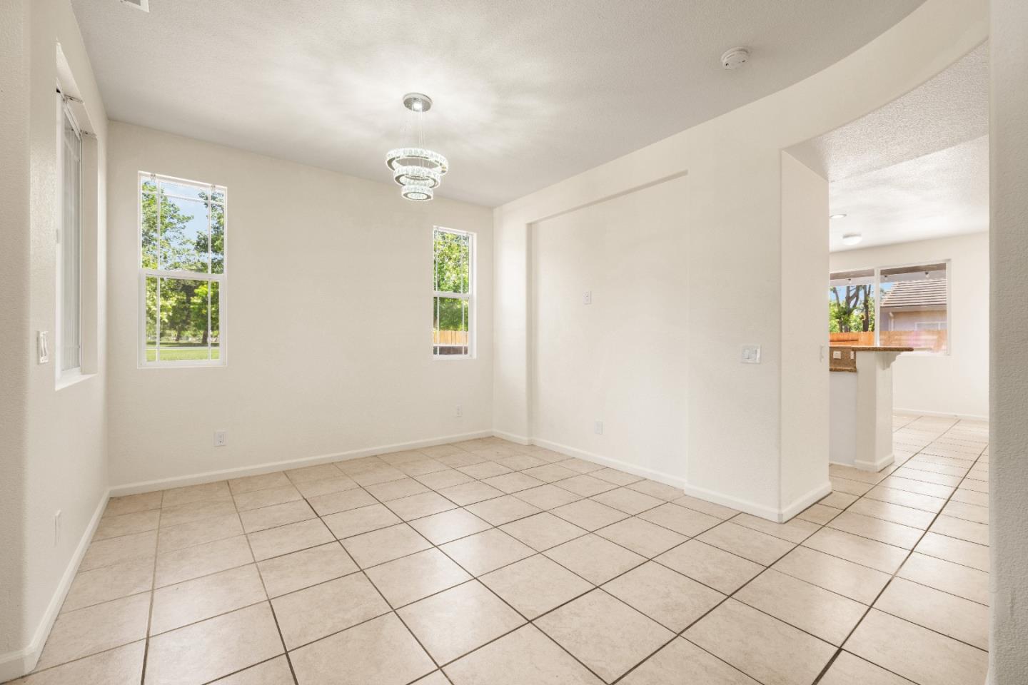 5700 Gold Poppy Way Elk Grove, CA 95757 - Photo 9 of 49 an empty room with windows and closet