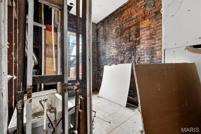 $159,900 | 3241 California Avenue, St. Louis, MO 63118