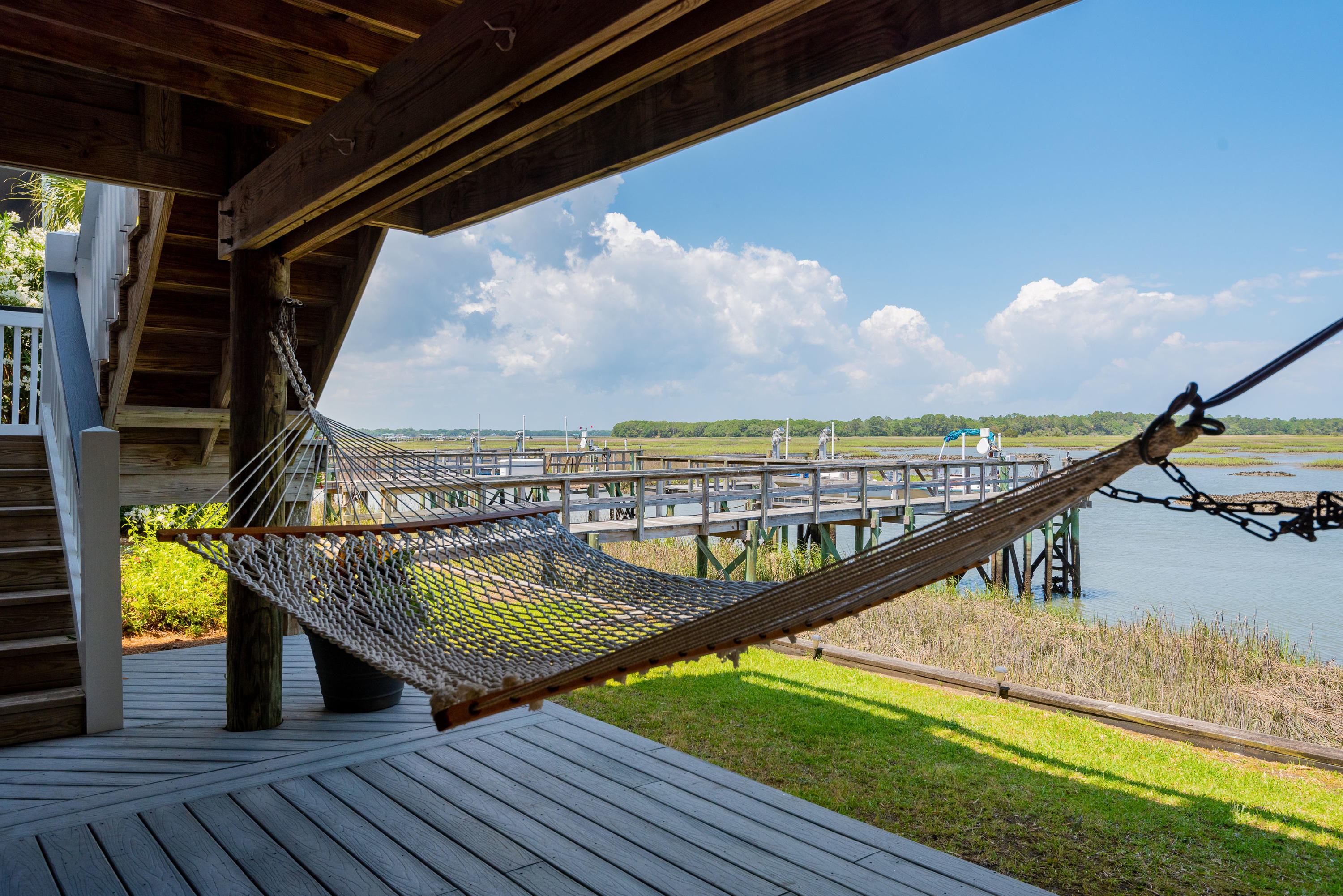 2222 Folly Road Charleston, SC 29412 - Photo 23 of 32 Deck