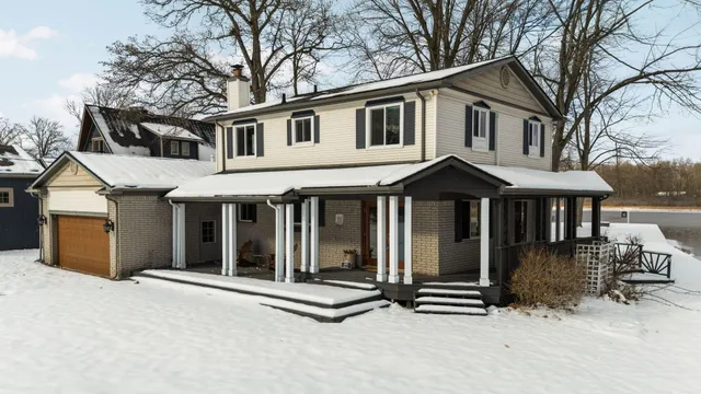 $750,000 | 4405 Shoreview Lane, Whitmore Lake, MI 48189