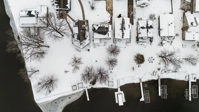 $750,000 | 4405 Shoreview Lane, Whitmore Lake, MI 48189