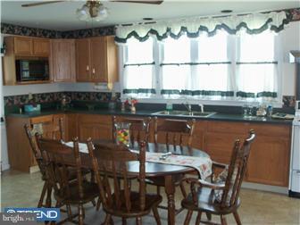 414 State Rd. Croydon, PA 19021 - Photo 4 of 12 Kitchen