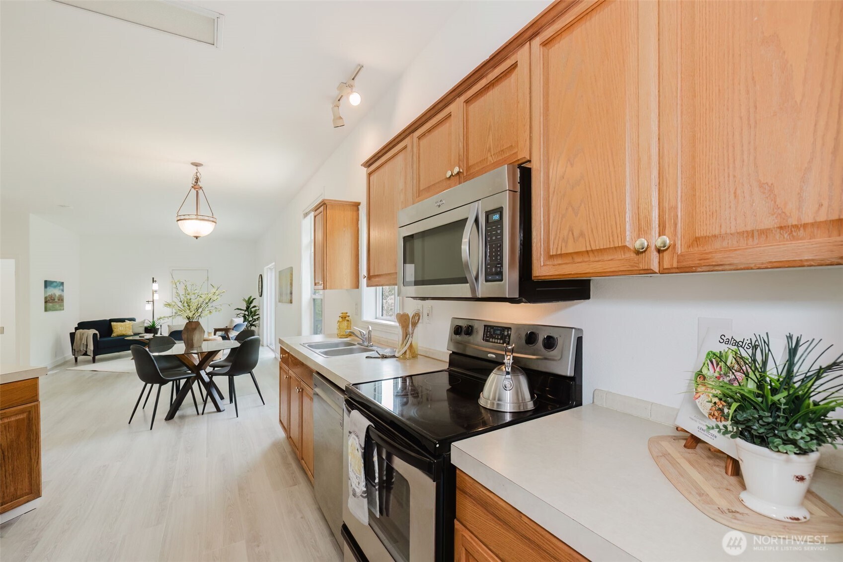 2683 Ridgecrest Drive West Bremerton, WA 98312 - Photo 11 of 40 Gallery Image 11
