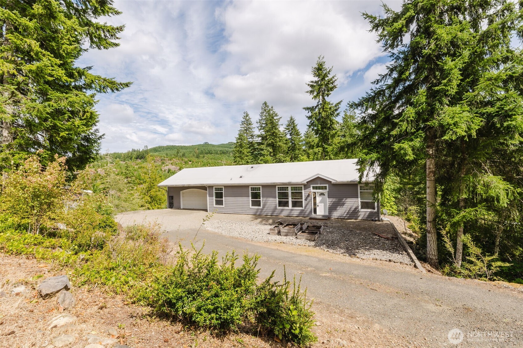 2683 Ridgecrest Drive West Bremerton, WA 98312 - Photo 2 of 40 Gallery Image 2