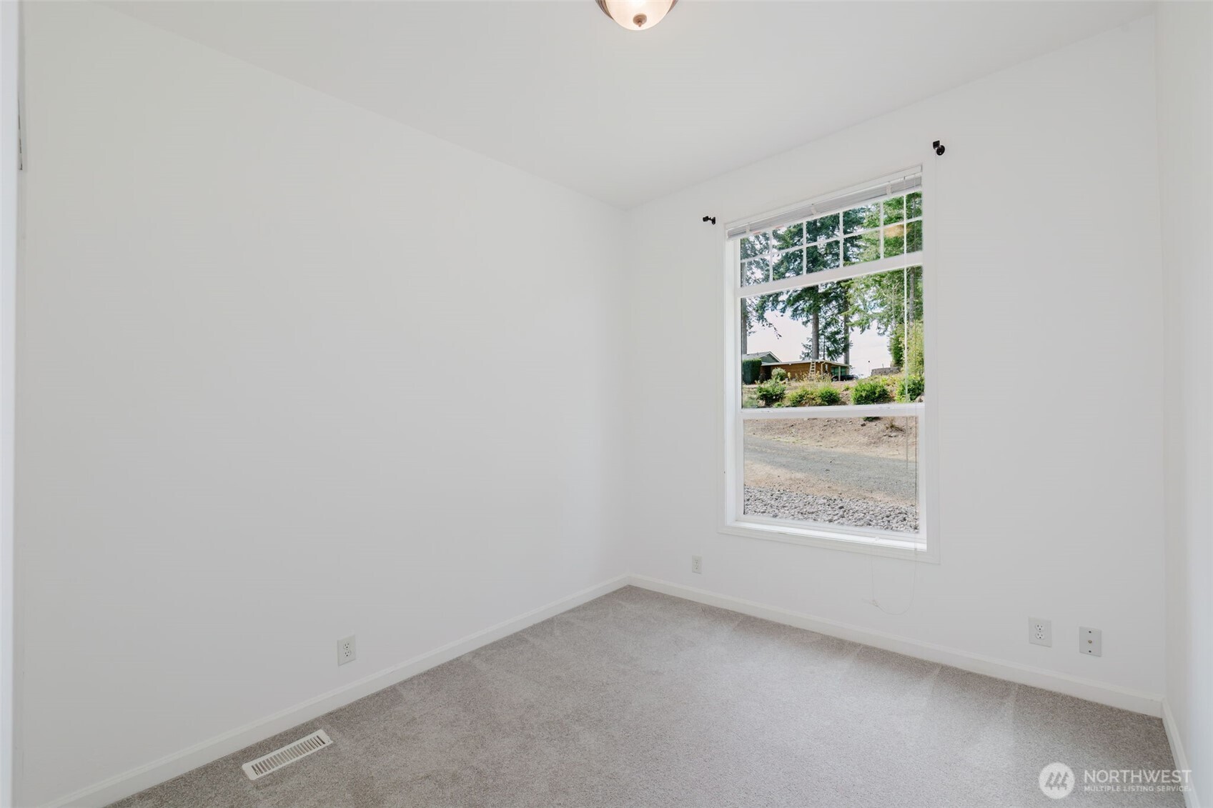 2683 Ridgecrest Drive West Bremerton, WA 98312 - Photo 29 of 40 Gallery Image 29