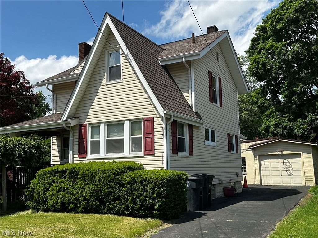513 West Waterloo Road Akron, OH 44314 - Photo 3 of 29