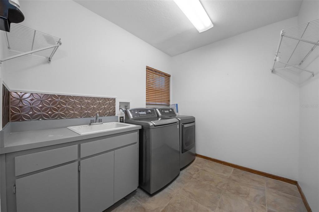 8057 Moonlight Lane New Port Richey, FL 34654 - Photo 34 of 82