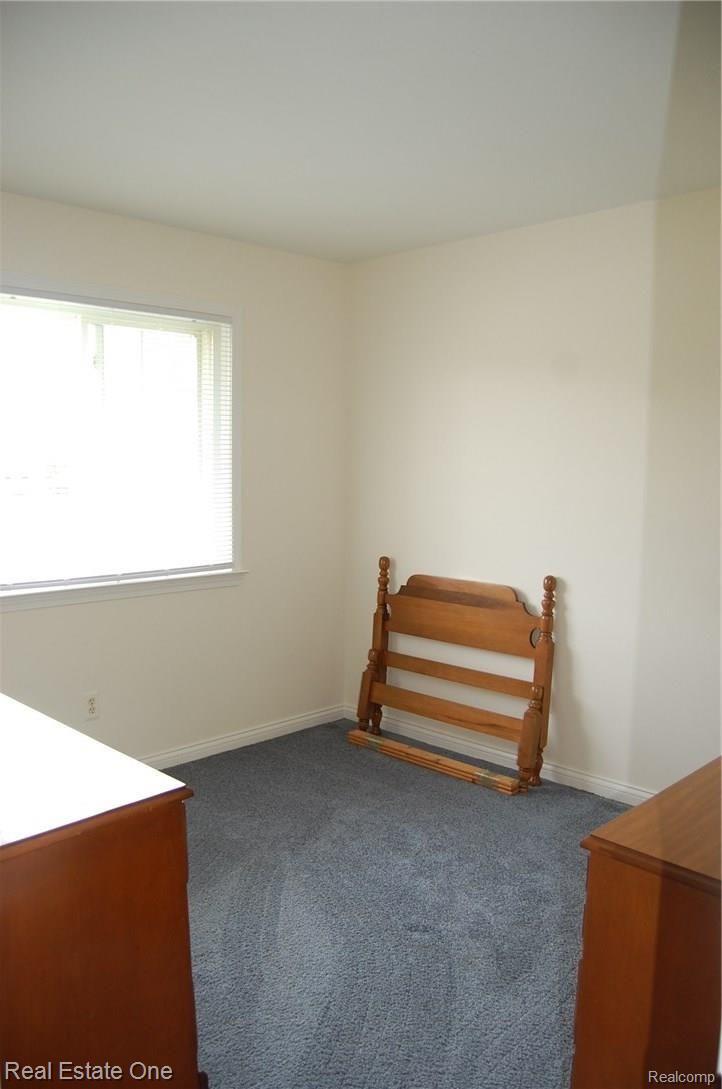 44214 Proctor Road Canton, MI 48188 - Photo 11 of 16 DSC_0301.JPG