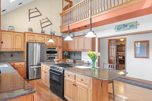 $795,000 | 2204 Edgewater Place, Champaign, IL 61822