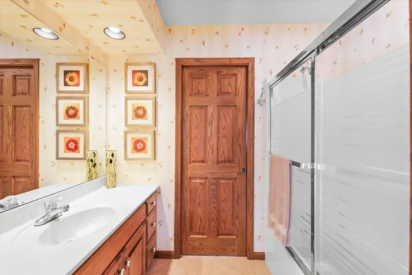 $795,000 | 2204 Edgewater Place, Champaign, IL 61822