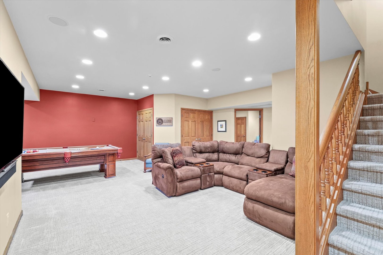 2204 Edgewater Place Champaign, IL 61822 - Photo 55 of 83 a living room with furniture and a wooden floor