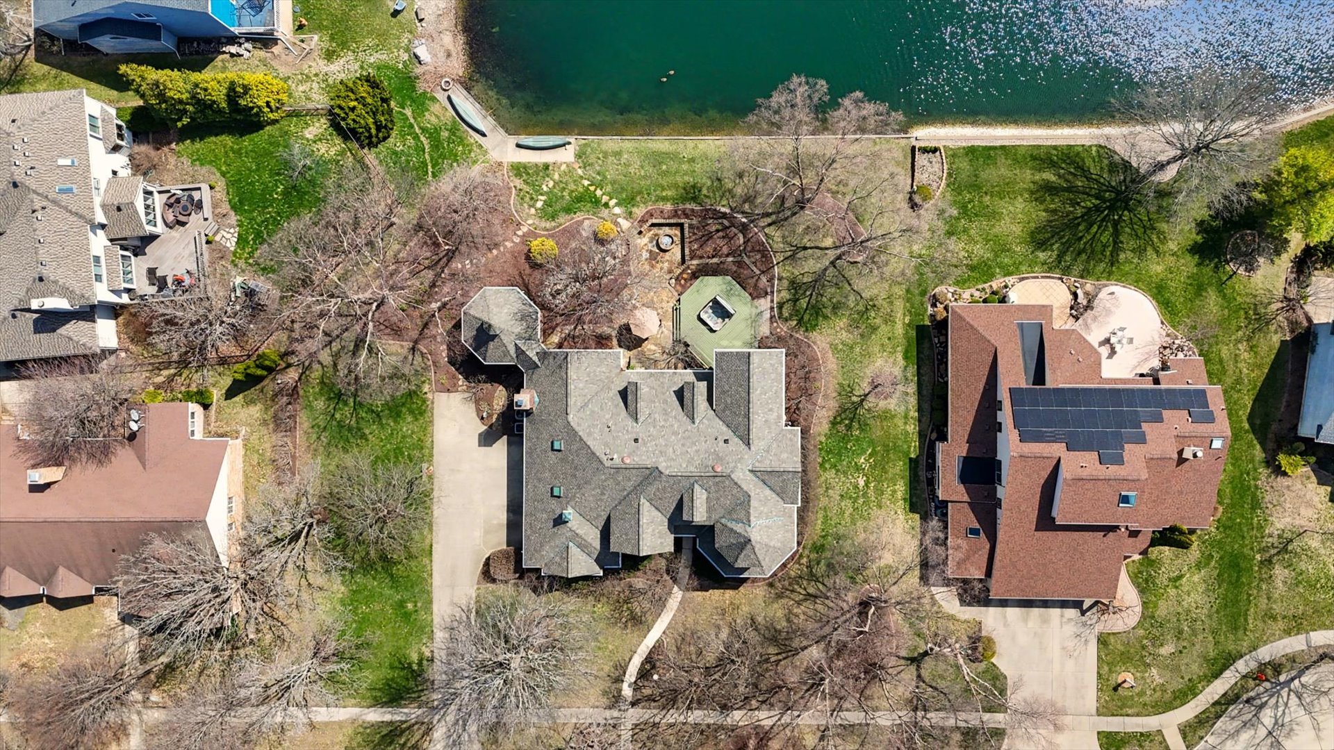 2204 Edgewater Place Champaign, IL 61822 - Photo 66 of 83 an aerial view of multiple house
