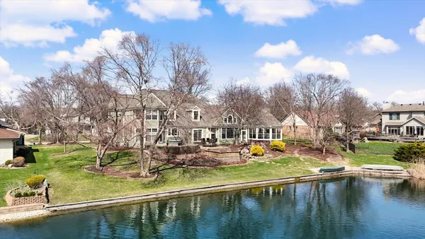 $795,000 | 2204 Edgewater Place, Champaign, IL 61822