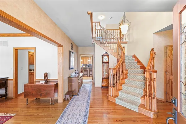 $795,000 | 2204 Edgewater Place, Champaign, IL 61822
