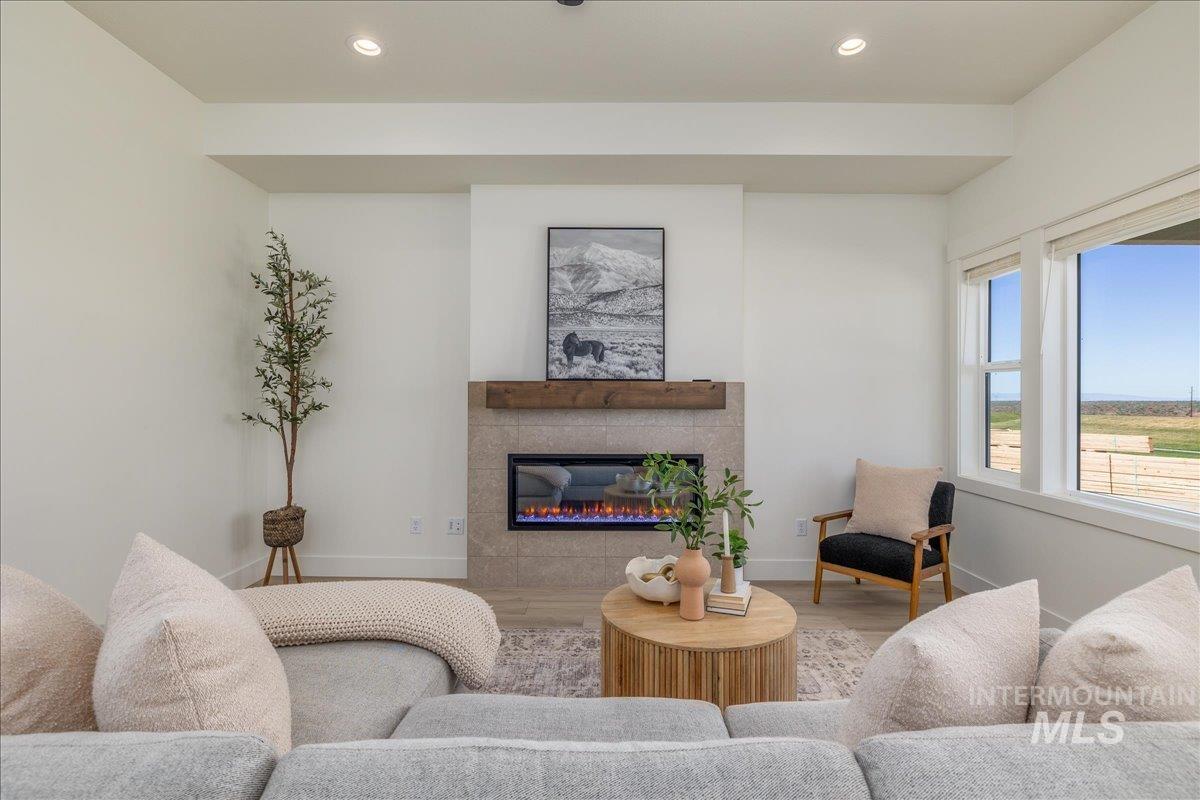 385 East Chevy Drive Boise, ID 83716 - Photo 5 of 41