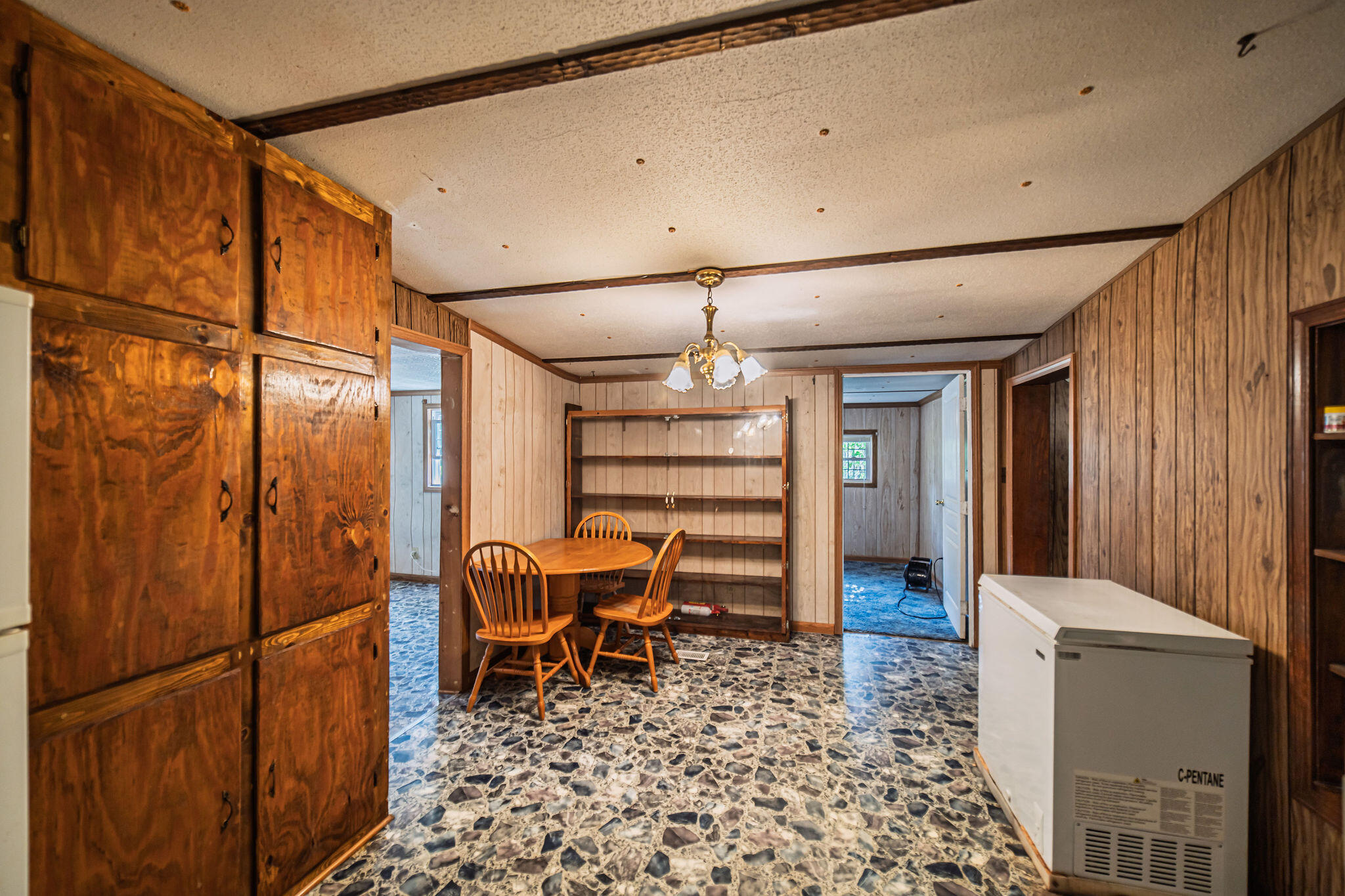 687 Reed Road Benton, KY 42025 - Photo 8 of 28 8