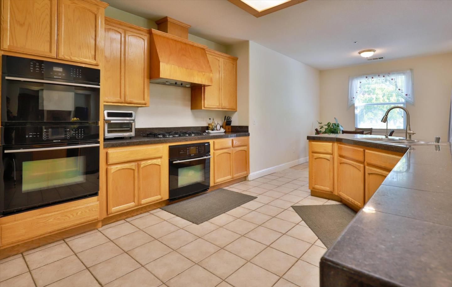 13921 Simko Ranch Lane Galt, CA 95632 - Photo 17 of 61 Gallery Image 17