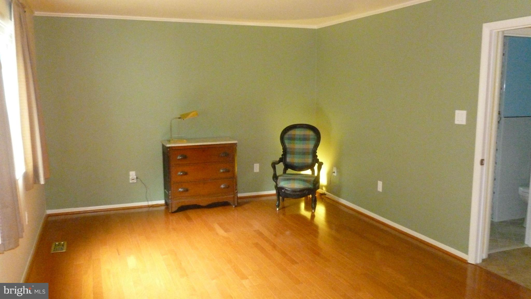 520 Manor Road Severna Park, MD 21146 - Photo 17 of 27 With wood floors