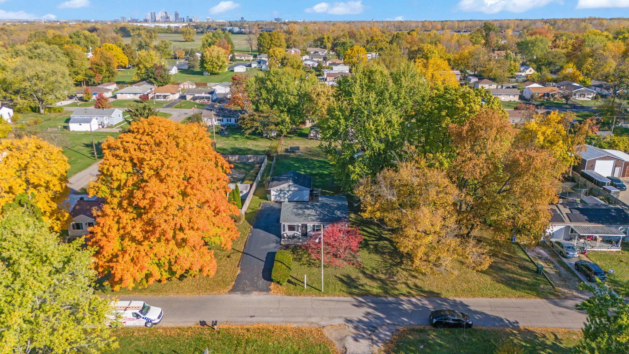 672 Stockbridge Road Columbus, OH 43207 - Photo 51 of 59 56-web-or-mls-DJI_20241024103236_0410_D
