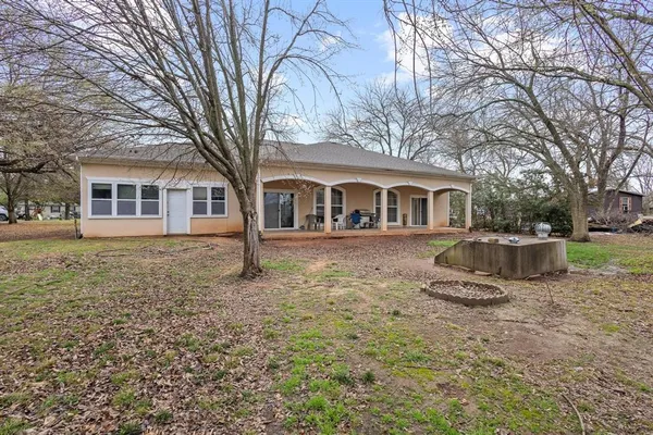 $440,000 | 131 Pecan Pl Lane, Pottsboro, TX 75076