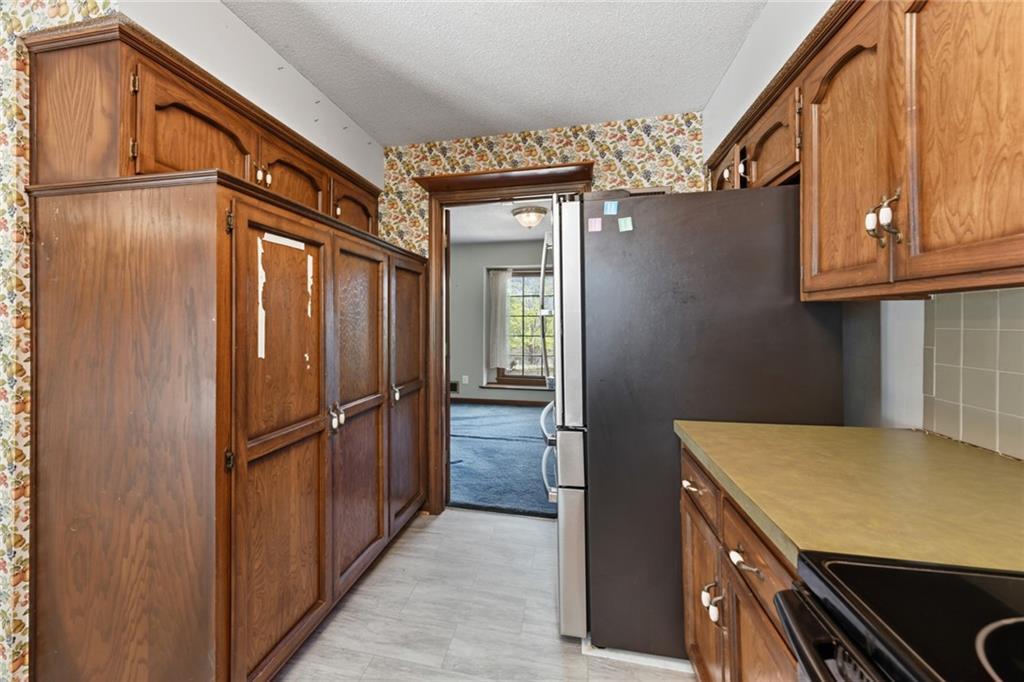10407 Northwest Crooked Road Kansas City, MO 64152 - Photo 13 of 41