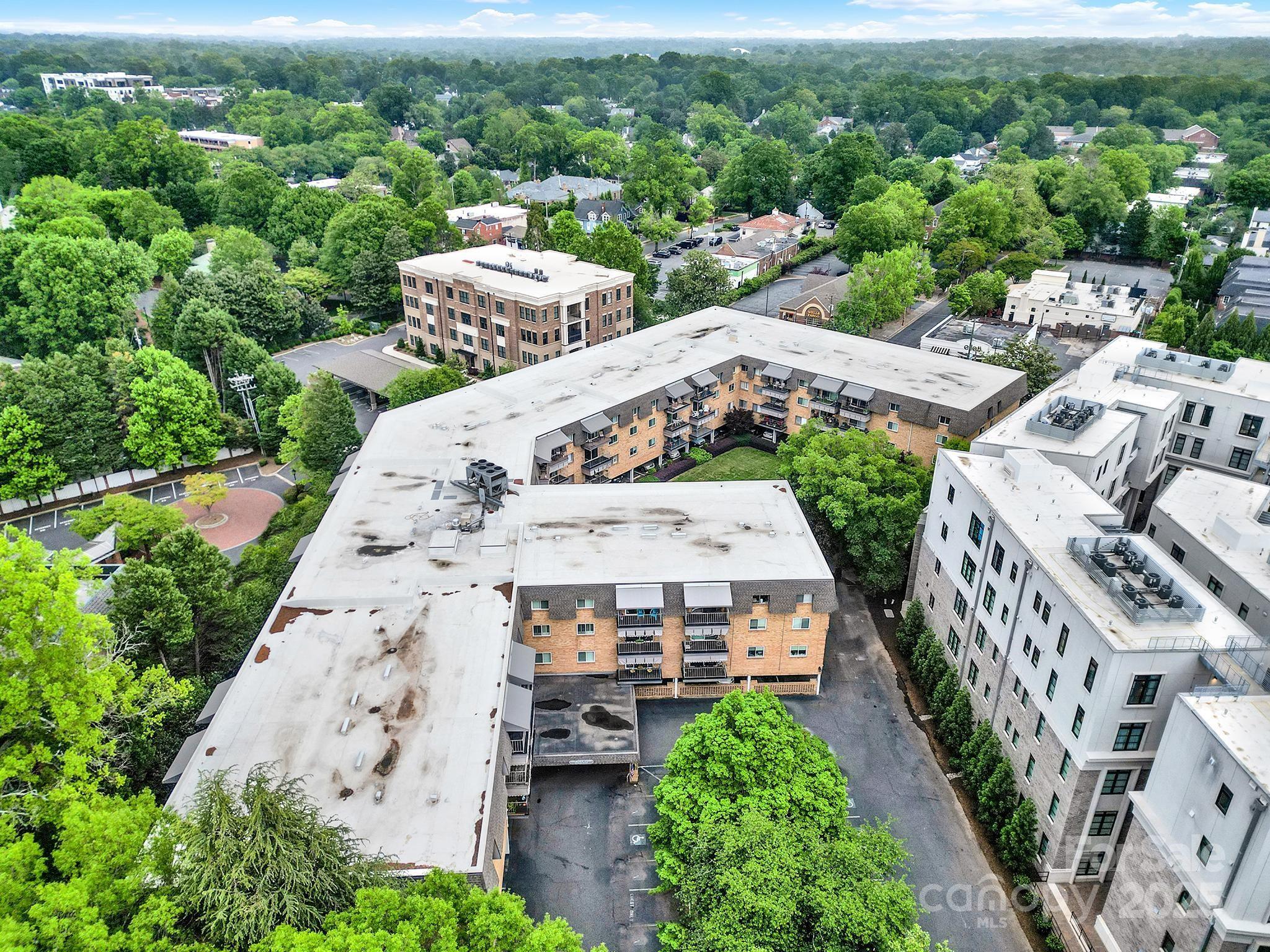 1323 Queens Road, Unit 420 Charlotte, NC 28207 - Photo 31 of 33 Gallery Image 31