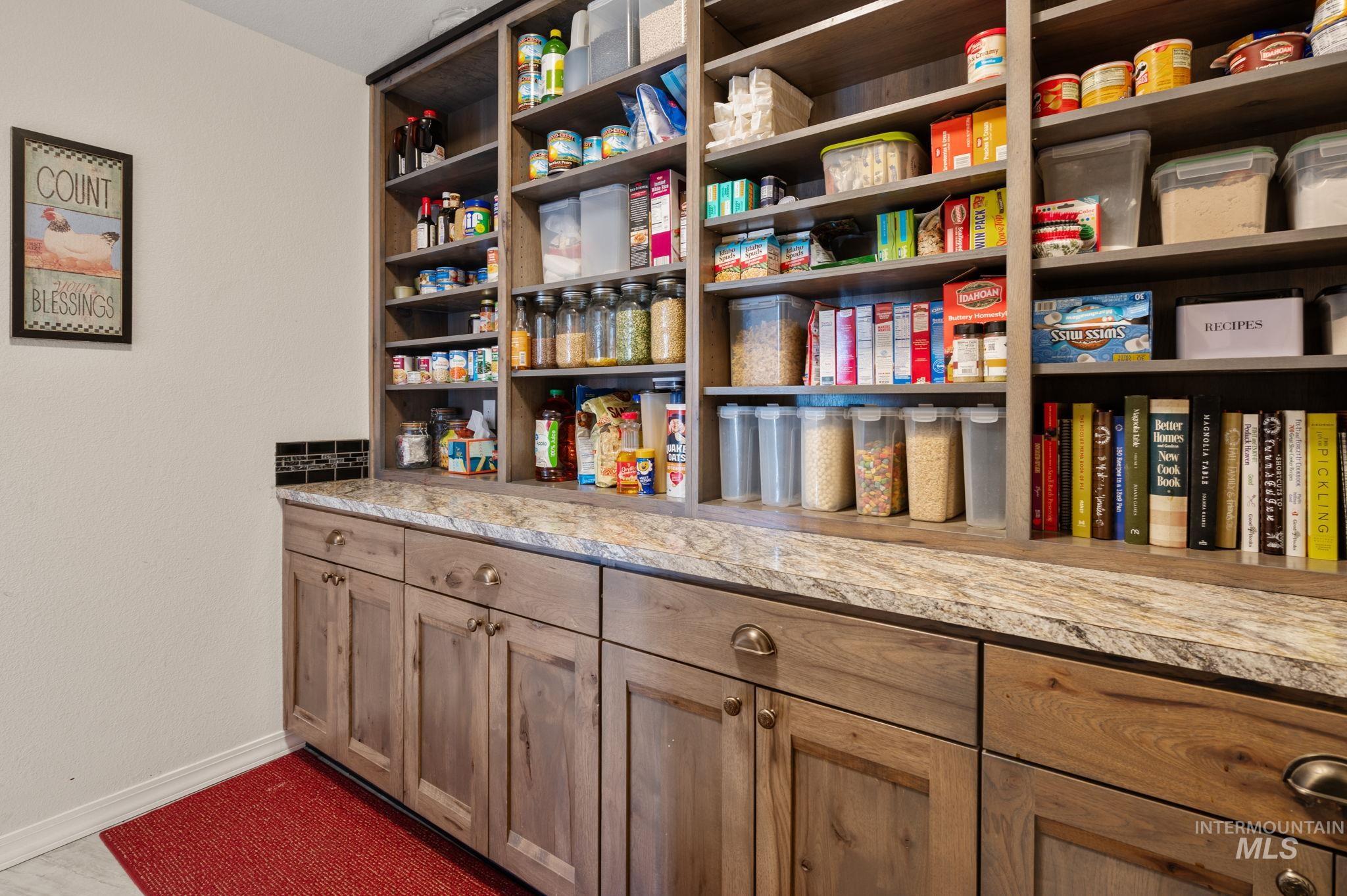 1390 Sather Road Genesee, ID 83832 - Photo 12 of 47