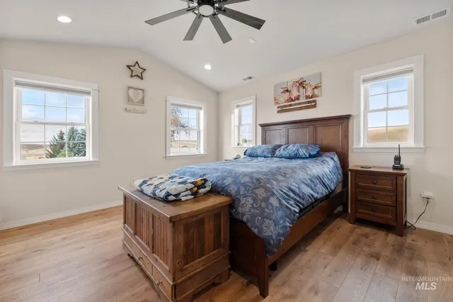 $905,000 | 1390 Sather Road, Genesee, ID 83832