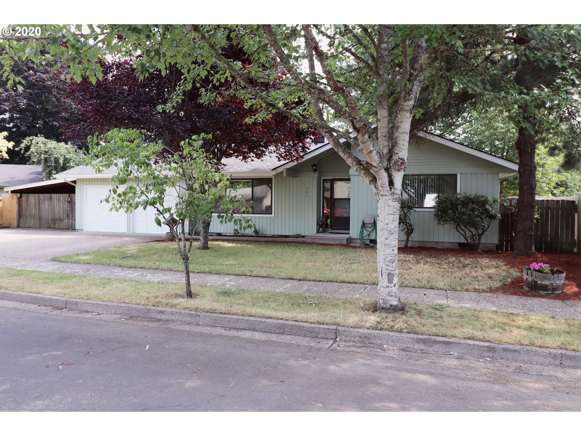 531 71st Street Springfield, OR 97478 - Photo 1 of 32