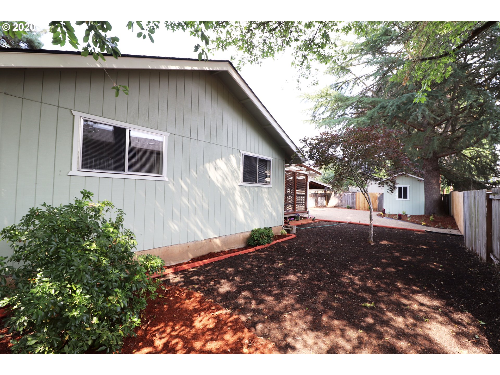 531 71st Street Springfield, OR 97478 - Photo 26 of 32