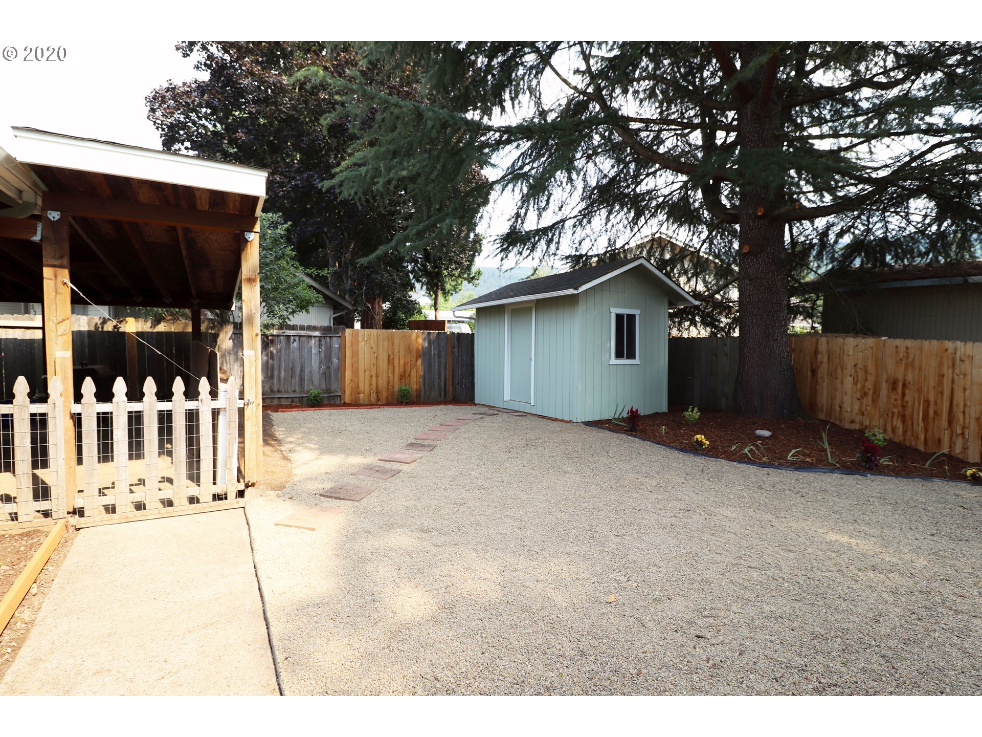 531 71st Street Springfield, OR 97478 - Photo 27 of 32