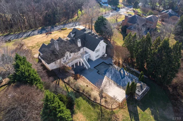 front view of house with a yard