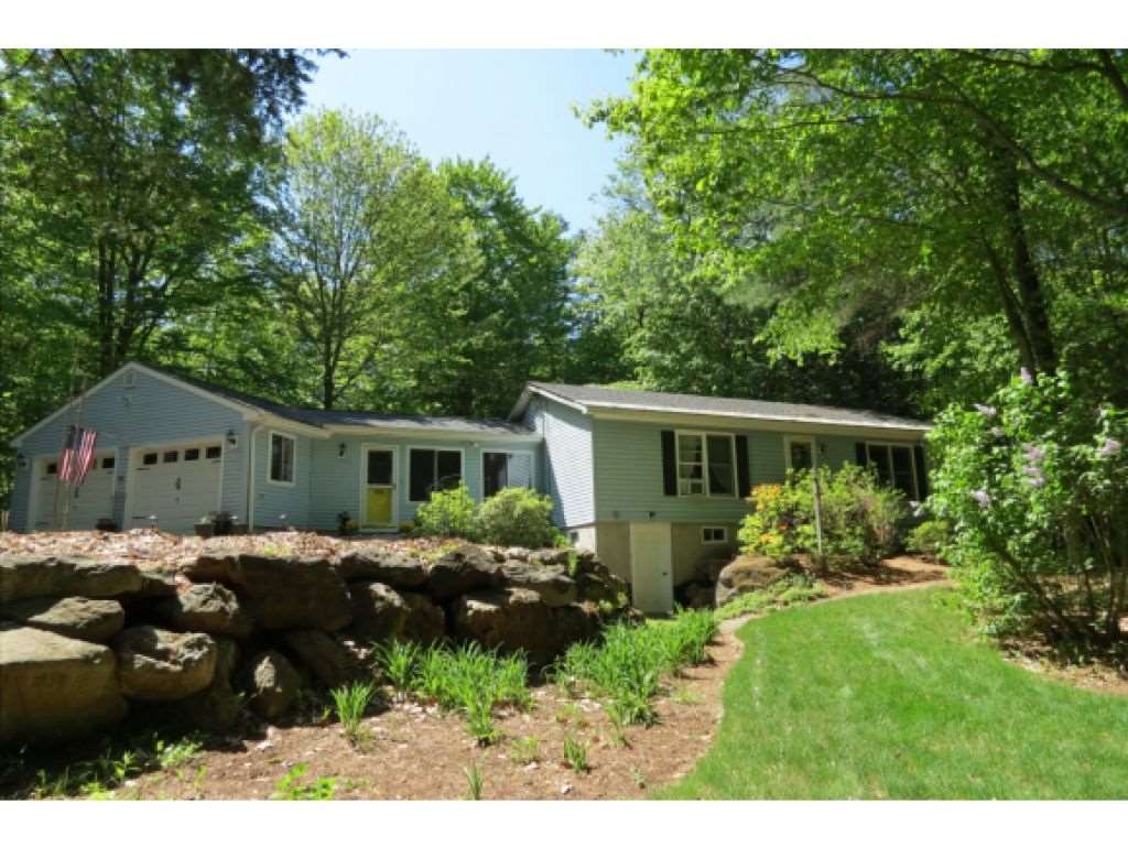 193 Coaster Road Loudon, NH 03307 - Photo 1 of 30 Gallery Image 1