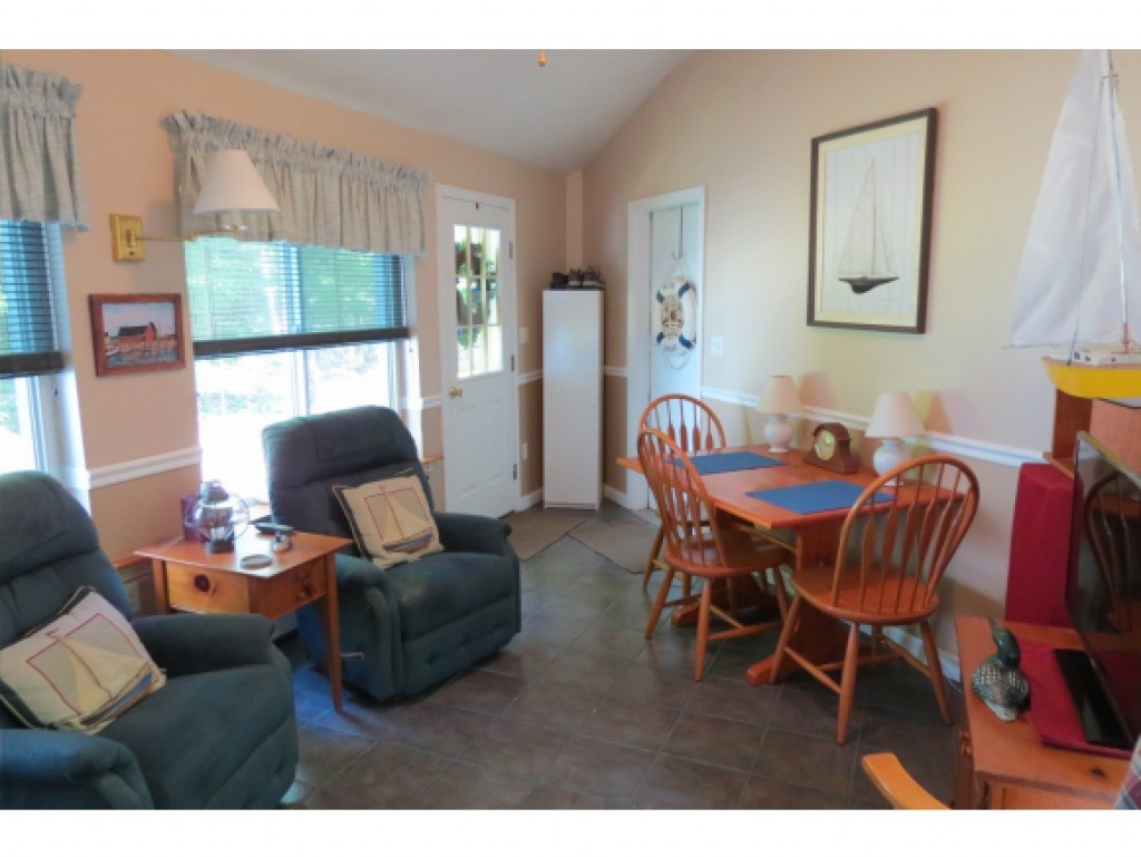 193 Coaster Road Loudon, NH 03307 - Photo 11 of 30 Gallery Image 11