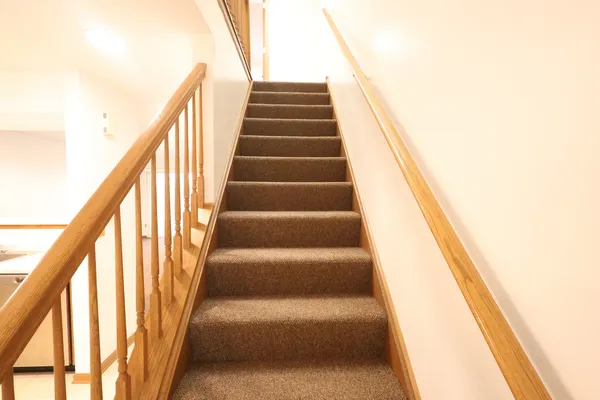 $2,350 | 1840 Grove Avenue, Schaumburg, IL 60193