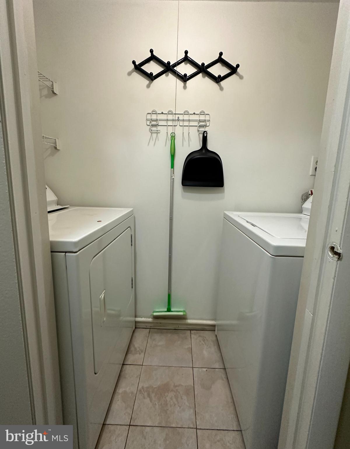 201 A Kelly Cove Mount Laurel, NJ 08054 - Photo 17 of 19 a bathroom with a toilet and a shower