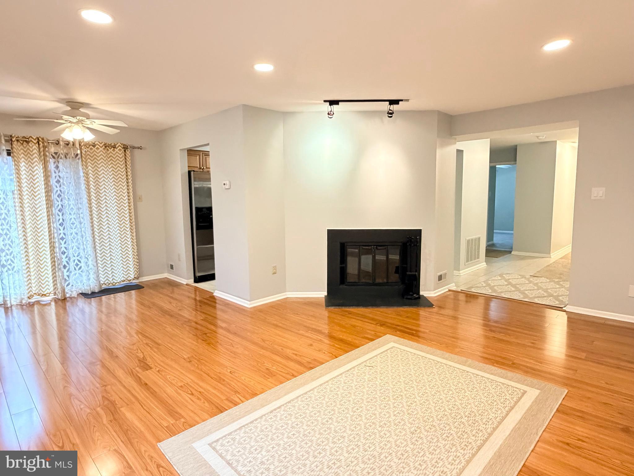 201 A Kelly Cove Mount Laurel, NJ 08054 - Photo 3 of 19 Family Room