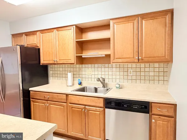 $2,125 | 201 A Kelly Cove, Mount Laurel, NJ 08054