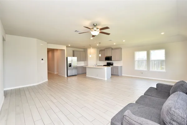 $2,550 | 1214 Oak Barrel Run, Richmond, TX 77406