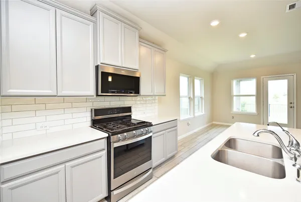 $2,550 | 1214 Oak Barrel Run, Richmond, TX 77406