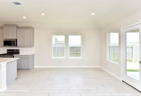 $2,550 | 1214 Oak Barrel Run, Richmond, TX 77406