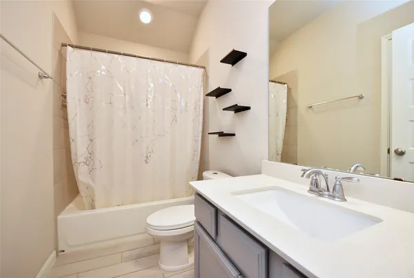 $2,550 | 1214 Oak Barrel Run, Richmond, TX 77406