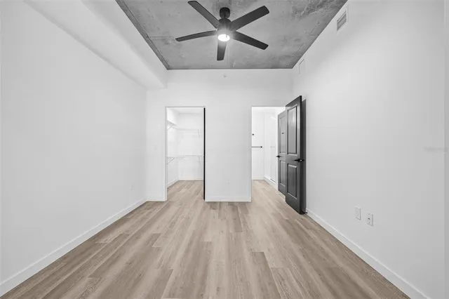 $2,338 | 221 Main Street North, Unit 1204, St. Petersburg, FL 33716