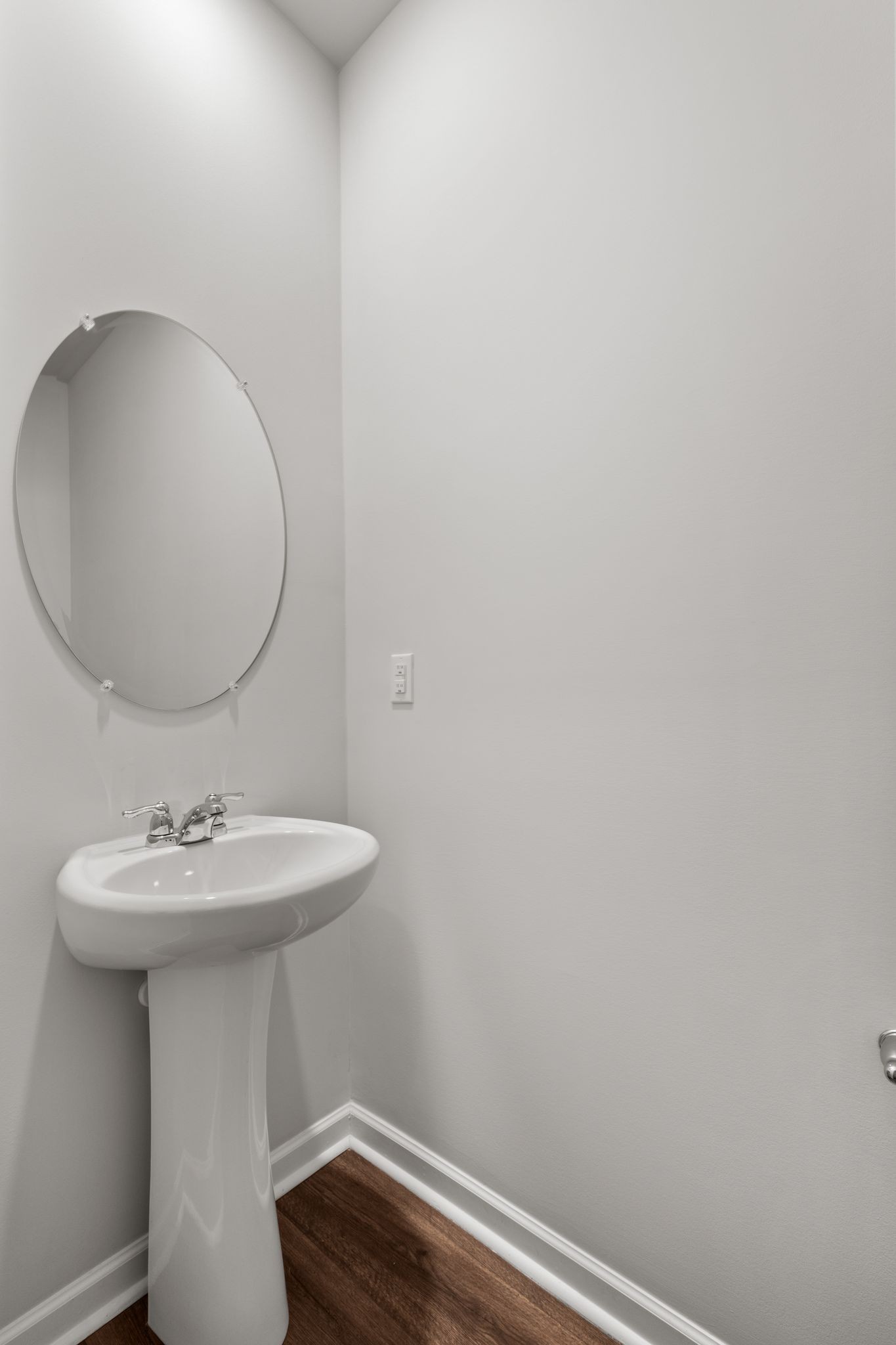 626 Pine Bloom Road Lebanon, TN 37087 - Photo 15 of 39 a bathroom with a sink and mirror