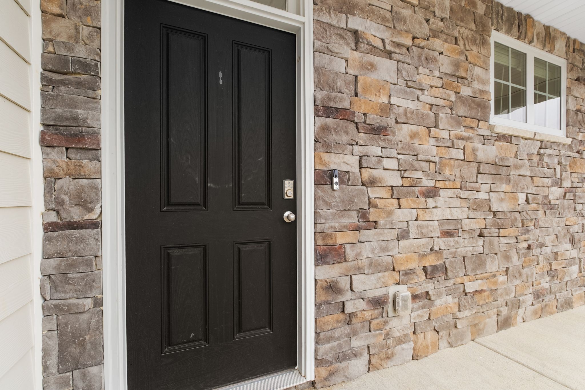626 Pine Bloom Road Lebanon, TN 37087 - Photo 4 of 39 a view of front door of house
