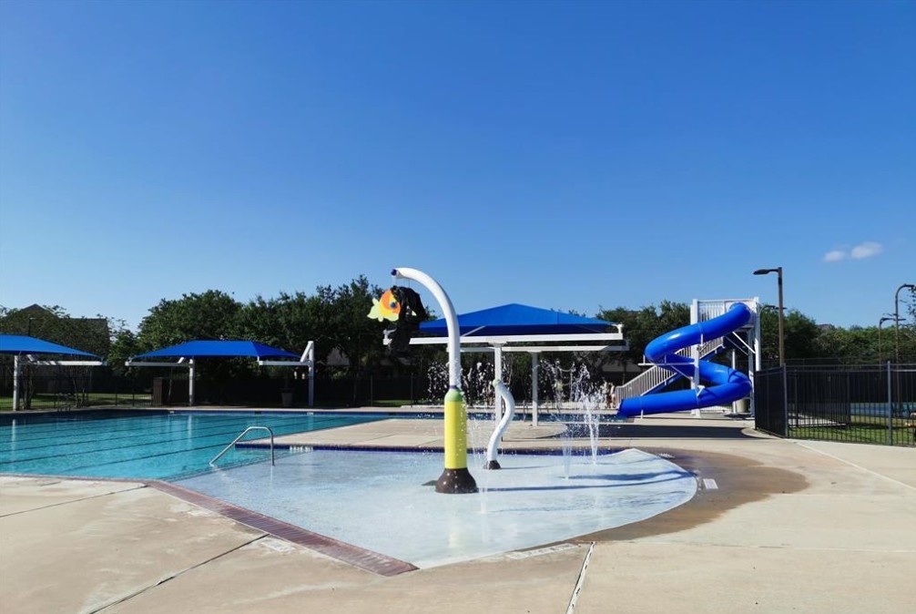 2611 South Breeze Drive Manvel, TX 77578 - Photo 18 of 20 a view of outdoor space