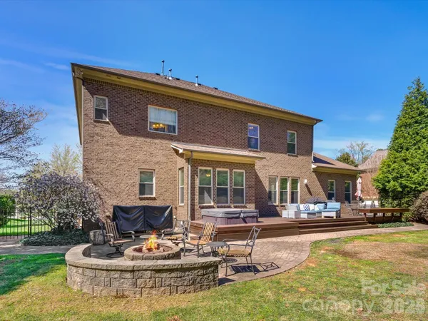 $949,000 | 13130 Long Common Parkway, Huntersville, NC 28078