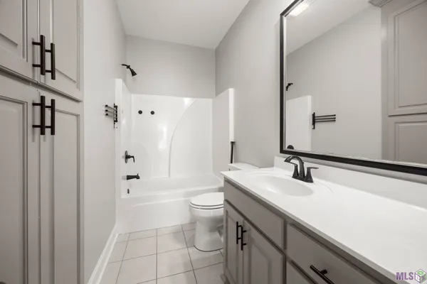 $275,000 | 12836 Pirates Alley, Central, LA 70818