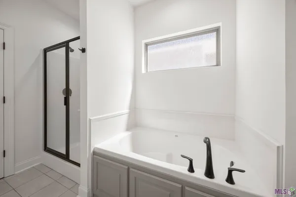 $275,000 | 12836 Pirates Alley, Central, LA 70818